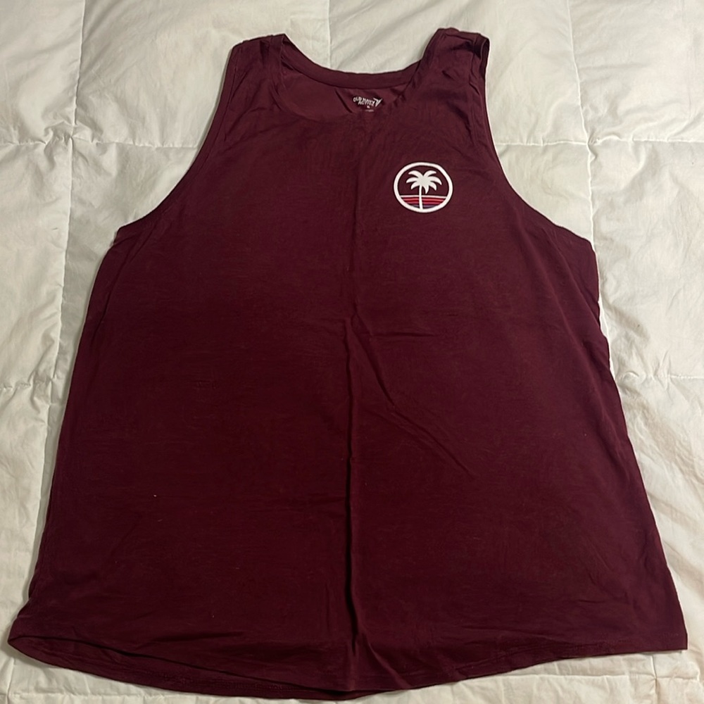 Old Navy Active Go-Dry Top